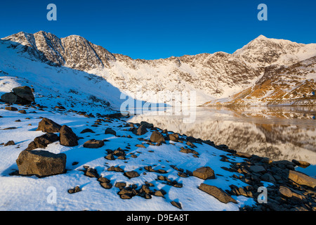 Y Lliwedd und Snowdon (Yr Wyddfa), Snowdonia-Nationalpark, Wales, UK, Europa. Stockfoto