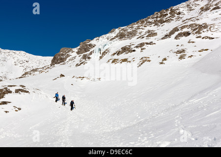 Touristen auf Pyg Track, Snowdonia-Nationalpark, Wales, UK, Europa. Stockfoto