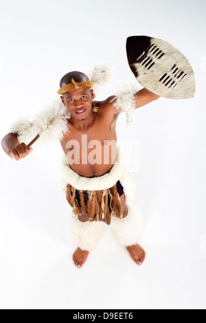 Draufsicht der afrikanischen Stammes Mann im studio Stockfoto