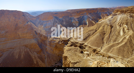 Blick von der Festung zum Wadi Masada am Toten Meer, Israel, Nahost Stockfoto