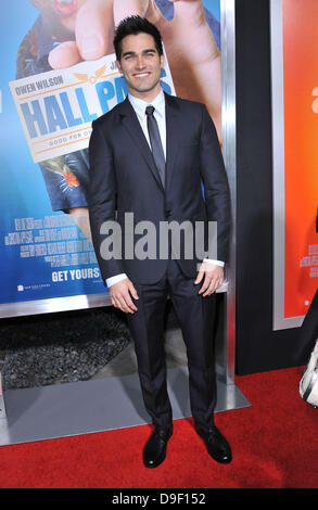 Tyler Hoechlin Los Angeles Premiere von Warner Bros Pictures "Hall Pass" anlässlich der Cinerama Theater Los Angeles, Kalifornien - 23.02.11 Stockfoto