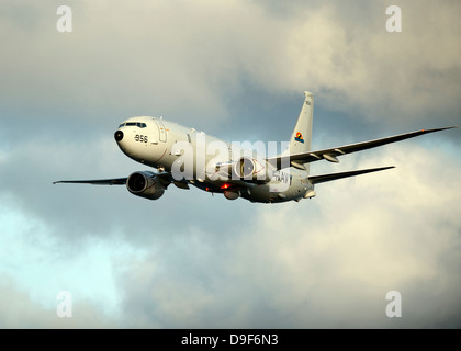 Ein P-8A Poseidon im Flug. Stockfoto