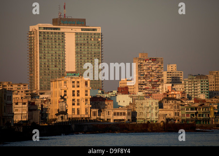 Stadtbild mit Hotel Habana Libre, Havanna, Kuba, Karibik Stockfoto