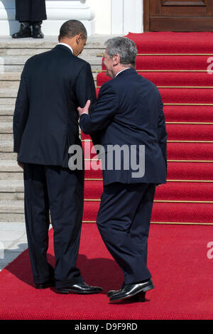 Berlin, Deutschland. 19. Juni 2013. Joaquim Bundespräsident Gauck erhält US-Präsident Barack Obama in den Präsidentenpalast in Berlin. Credits: Kredit: Gonçalo Silva/Alamy Live-Nachrichten. Stockfoto