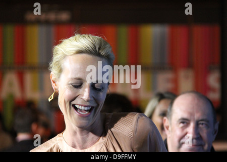 Abgebildet ist die australische Schauspielerin Marta Dusseldorp auf dem roten Teppich bei der australischen Premiere von Mystery-Straße für die FSF Öffnung Stockfoto