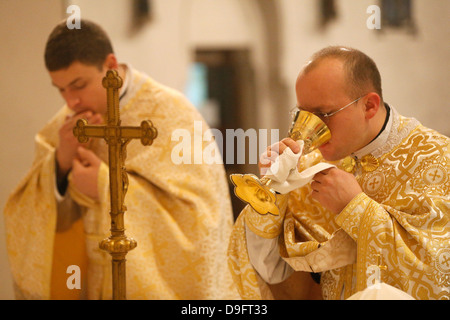 Orthodoxe Messe, St. Jean Chrysotome Liturgie, Villemomble, Seine-Saint-Denis, Frankreich Stockfoto