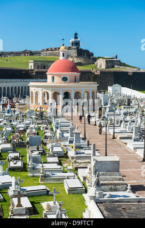 Friedhof im Castillo de San Felipe del Morro, UNESCO-Weltkulturerbe, San Juan, Puerto Rico, West Indies, Karibik Stockfoto