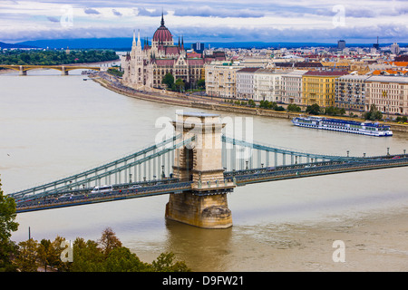 Kettenbrücke über die Donau, Budapest, Ungarn Stockfoto