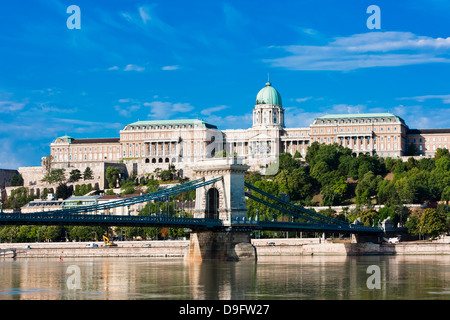 Budaer Burg oberhalb der Donau, Budapest, Ungarn Stockfoto