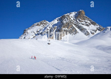 Le Serac blaue Piste, Wintersonne, Champagny, La Plagne, Französische Alpen, Frankreich Stockfoto