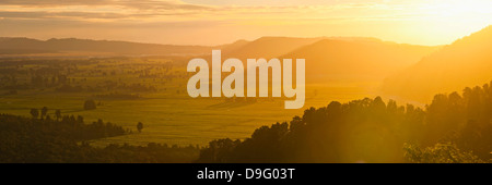 Westland Nationalpark Sonnenuntergang, UNESCO-Weltkulturerbe, Westküste der Südinsel, Neuseeland Stockfoto