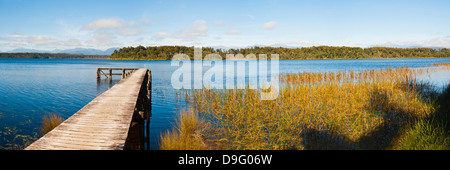 Steg am See Mahinapua, West Coast, Südinsel, Neuseeland Stockfoto