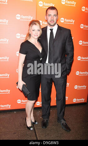 Melissa Joan Hart, Mark Wilkerson ABC Familie 2011 Upfronts Saisonauftakt an Schönheit und Essex New York City, USA - 10.03.11 Stockfoto