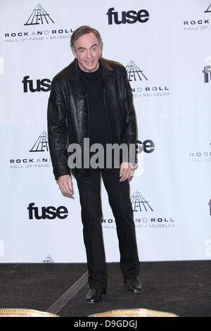 Elton John und Leon Russell 26. jährliche Rock And Roll Hall Of Fame Zeremonie im Waldorf Astoria Hotel - Presse Raum New York City, USA - 14.03.11-eingezogenen Stockfoto