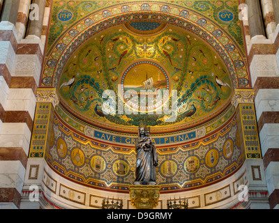 Das Innere des Notre-Dame De La Garde über Marseille, Frankreich 19 Stockfoto