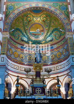 Das Innere des Notre-Dame De La Garde über Marseille, Frankreich Stockfoto