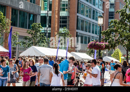 Ein Geschmack von Reston Feinschmeckerfest, Stadtmitte, Reston, Virginia Stockfoto