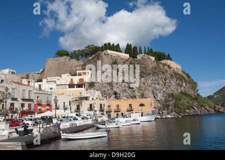 Die alte Zitadelle, Marina Corta, Lipari, Äolischen Inseln, Italien Stockfoto