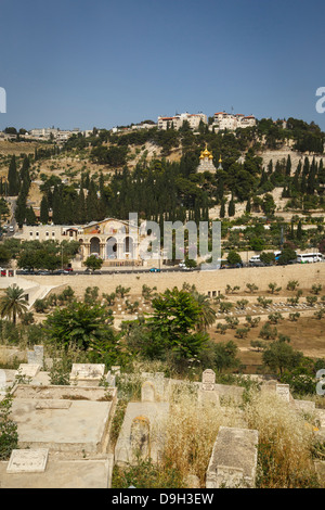 Blick auf die Basilika von der Qual, Gethsemane und die Maria Magdalena Kirche in Ölberg, Jerusalem, Israel. Stockfoto