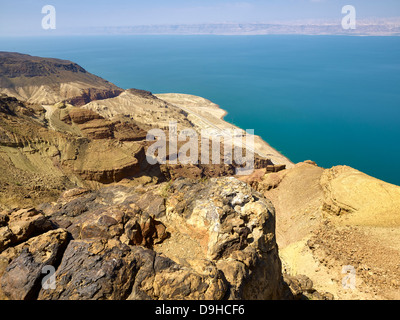 Blick über das Tote Meer in Ain Zarqa, Madaba, Jordanien, Naher Osten Stockfoto