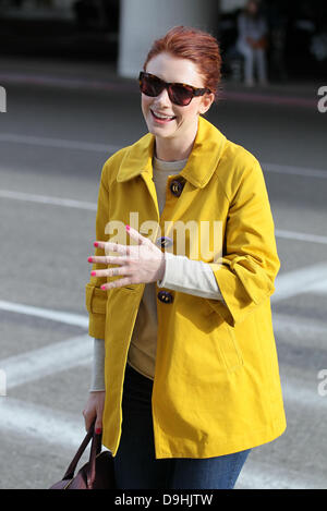 Bryce Dallas Howard Ankunft am LAX Flughafen auf einem Flug von New York City, Los Angeles, Kalifornien - 19.03.11 Stockfoto