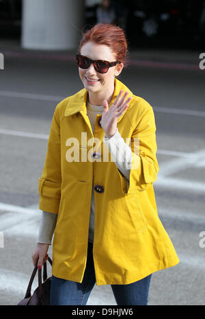 Bryce Dallas Howard Ankunft am LAX Flughafen auf einem Flug von New York City, Los Angeles, Kalifornien - 19.03.11 Stockfoto