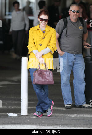 Bryce Dallas Howard Ankunft am LAX Flughafen auf einem Flug von New York City, Los Angeles, Kalifornien - 19.03.11 Stockfoto