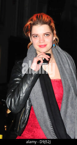 Pixie Geldof Dolce & Gabbana Dress Me Up Party in ihrem London-Flaggschiff auf New Bond Street - Ankünfte London, England - 31.03.11 speichern Stockfoto