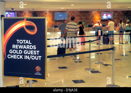 Las Vegas Nevada, The Strip, South Las Vegas Boulevard, Flamingo Las Vegas Hotel & Casino, Hotel, Lobby, Rezeption, Check-in, Reservierung an der Rezeption Stockfoto