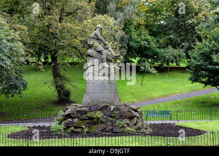 Denkmal für die Hochland-helle Infanterie gefallenen in den südafrikanischen Krieg, Kelvingrove Park West End von Glasgow, Schottland, UK Stockfoto