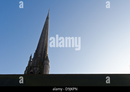 Kirche von St. Walburge in Preston, Lancashire, Großbritannien. Der höchste Turm der Pfarrkirche im Vereinigten Königreich. Entworfen vom Architekten Joseph Hansom in einem Mitte des 19. Jahrhunderts Neugotik. Stockfoto