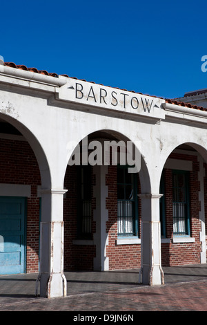 Harvey House Railroad Depot, ursprünglich die Casa del Desierto Bahnhof, Barstow, Kalifornien, Vereinigte Staaten von Amerika Stockfoto