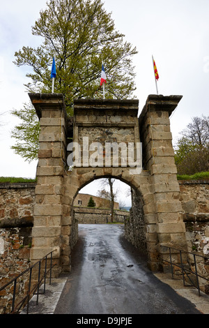 Gateway in mont-Louis Festung von Vauban Unesco Weltkulturerbestadt Website Wände Pyrenäen-Orientales Frankreich Stockfoto