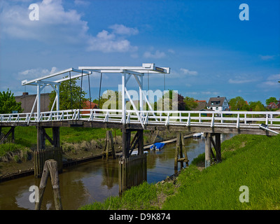 Hogendiek-Brücke in Steinkirchen, Altes Land, Landkreis Stade, Niedersachsen, Deutschland Stockfoto