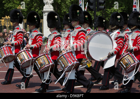 Die Band von der Welsh Guards marschieren in London. Stockfoto