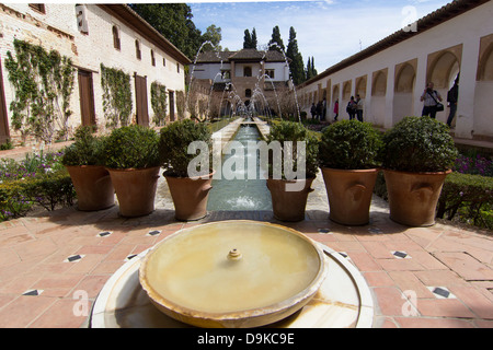 Patio De La Acequia Generalife, der Alhambra, Granada, Spanien Stockfoto