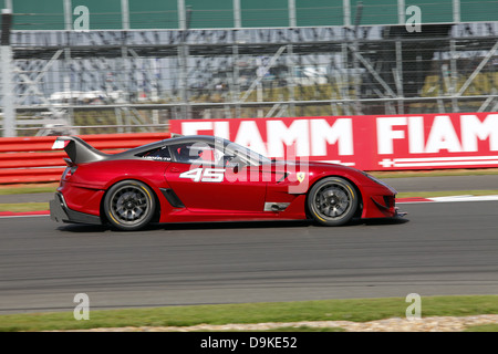 ROTES Auto 45 FERRARI 599XX Auto SILVERSTONE Spur SILVERSTONE RACE TRACK SILVERSTONE ENGLAND 16. September 2012 Stockfoto