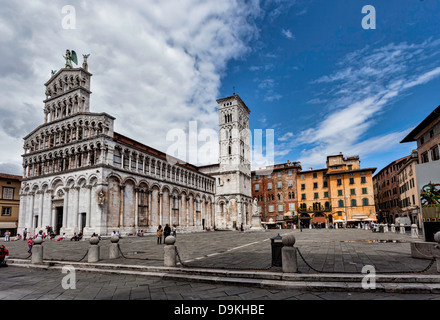 Lucca Wahrzeichen, San Michele in Foro mittelalterlichen Kirche. Toskana, Italien Stockfoto