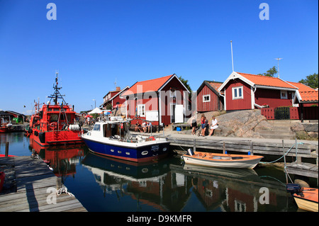 Pilot Boot in den Hafen von Landsort-Insel (Oeja), Hafen, Stockholmer Schären, Ostsee Küste, Schweden, Scandinavia Stockfoto