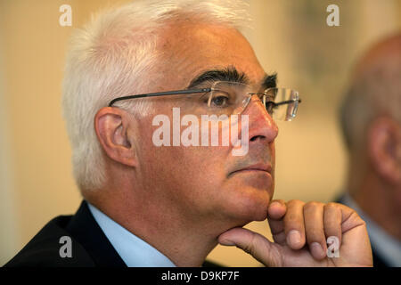 Royal Highland Show 2013, Ingleston, Edinburgh, Schottland. 21. Juni 2013.   Alistair Darling MP bei der Vorstellung des ländlichen Better Together an der Royal Highland Show Credit: Tim Scrivener/Alamy Live News Stockfoto