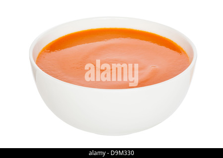 Tomatensuppe - Tomatencremesuppe in einer Schüssel Weißware Beschneidungspfad, front, um Fokus zu sichern. Stockfoto