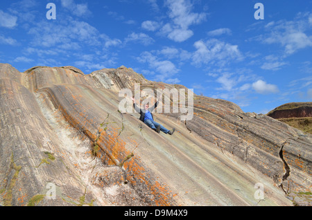 Inka Stein Folie auf die Ruinen von Sacsayhuaman, Cuzco, Peru Stockfoto