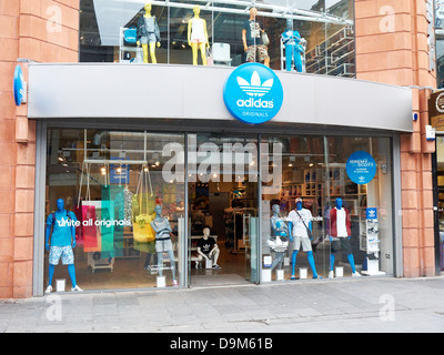 Adidas sport-Shop in Liverpool UK Stockfoto