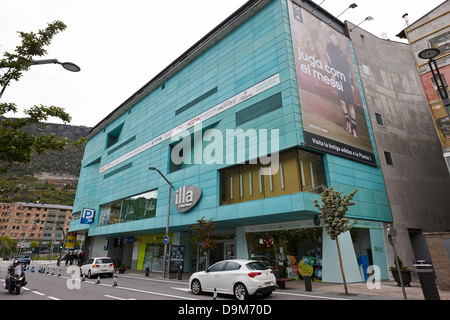 Illa Carlemany Einkaufszentrum in Andorra la Vella andorra Stockfoto