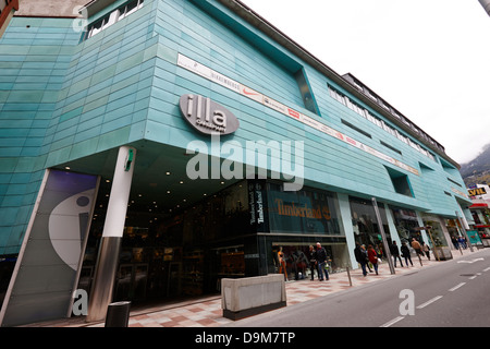 Illa Carlemany Einkaufszentrum in Andorra la Vella andorra Stockfoto