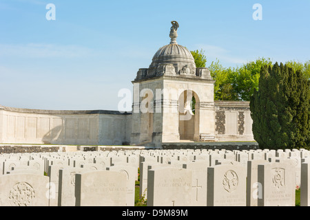 Einer der vier Gedenkstätten in Ypern auffallende zum Gedenken an die Toten des ersten Weltkrieg Stockfoto