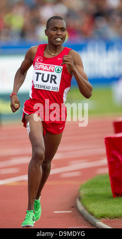 Gateshead, UK. 22. Juni 2013. Türkeis Ilham Tanui Ozbilen auf dem Weg zum Gewinn der 1500m bei den Europameisterschaften Team von Gateshead International Stadium. Bildnachweis: Aktion Plus Sport/Alamy Live-Nachrichten Stockfoto