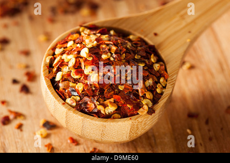 Bio würzige Paprikaflocken zum Kochen verwendet Stockfoto