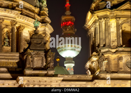 Berliner Dom und TV Turm Stockfoto