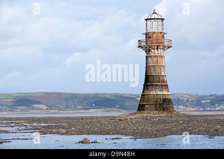 Gusseisen-Leuchtturm am Whiteford Punkt auf der Gower-Halbinsel gegenüber Burry Port in Süd-Wales Stockfoto